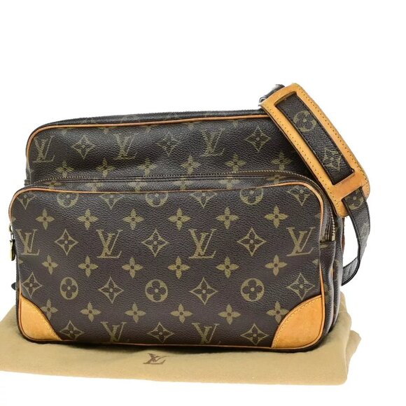 LOUIS VUITTON Nile Crossbody Shoulder Bag Monogram Leather Brown M45244 65ED954